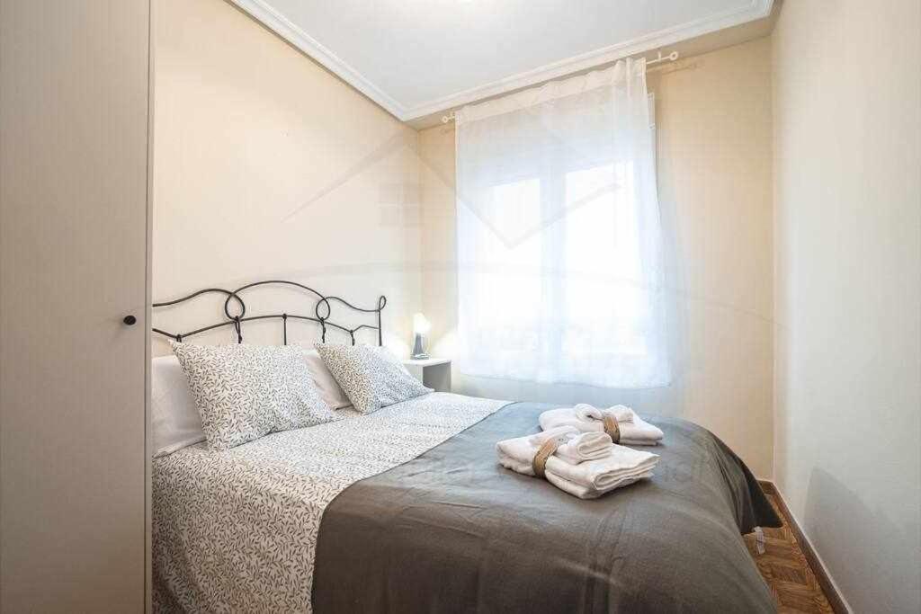El Llar Del Gueelu Apartman Gijón Kültér fotó