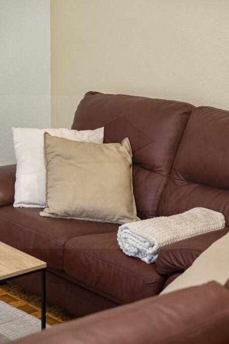 El Llar Del Gueelu Apartman Gijón Kültér fotó